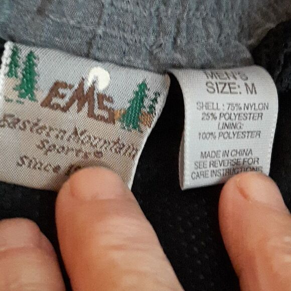 EASTERN MOUNTAIN‎ Sports Blue Netted Shorts M - Picture 2 of 8